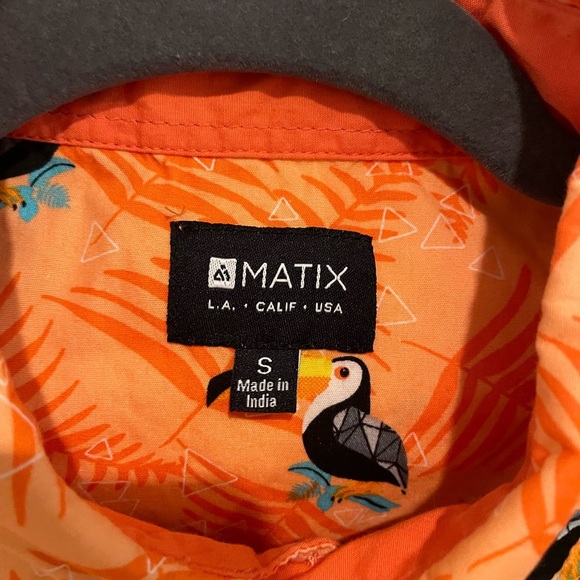 Matix L.A. Cali USA coral Toucan novelty print button up shirt. Men size… - Picture 3 of 5